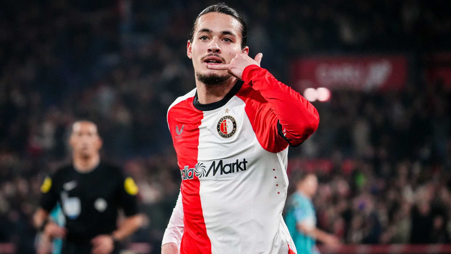 Transfersoap rond Anis Hadj Moussa: Speler blijft na geklapte deal bij Feyenoord