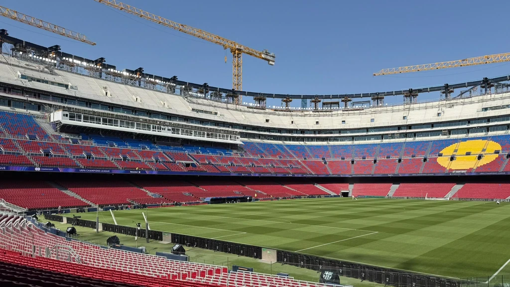 Camp Nou renovatie loopt vertraging op, einde nog niet in zicht