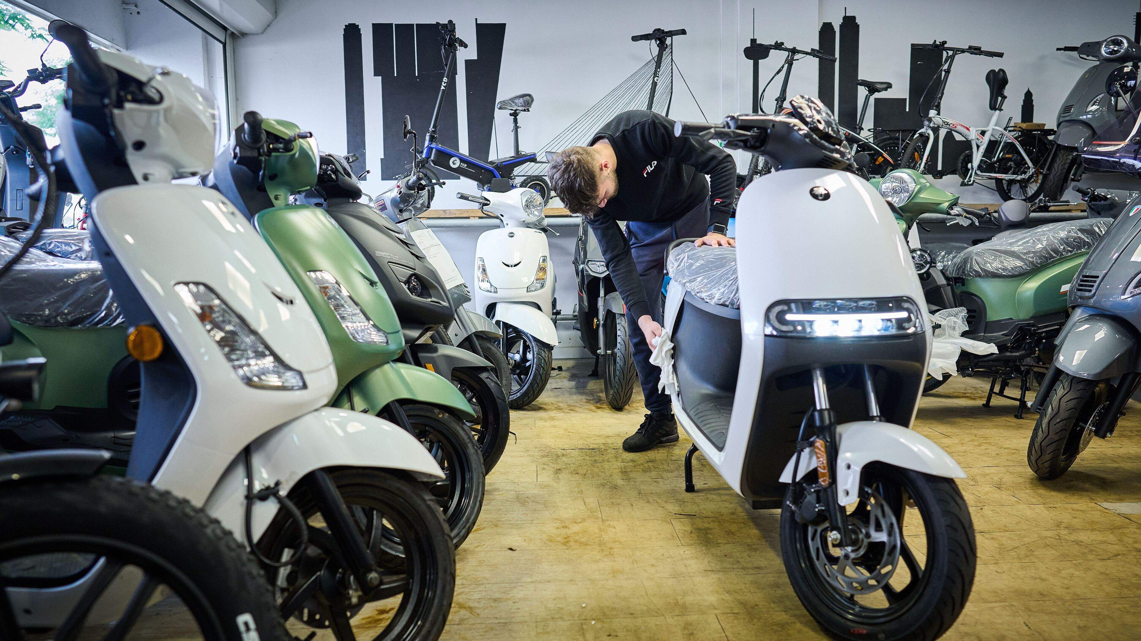 Maastricht stimuleert elektrische scooters met inruilpremie
