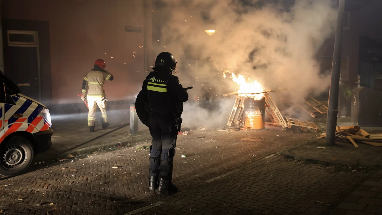 Geweld tegen hulpverleners en leraren vanaf morgen twee keer zo zwaar bestraft