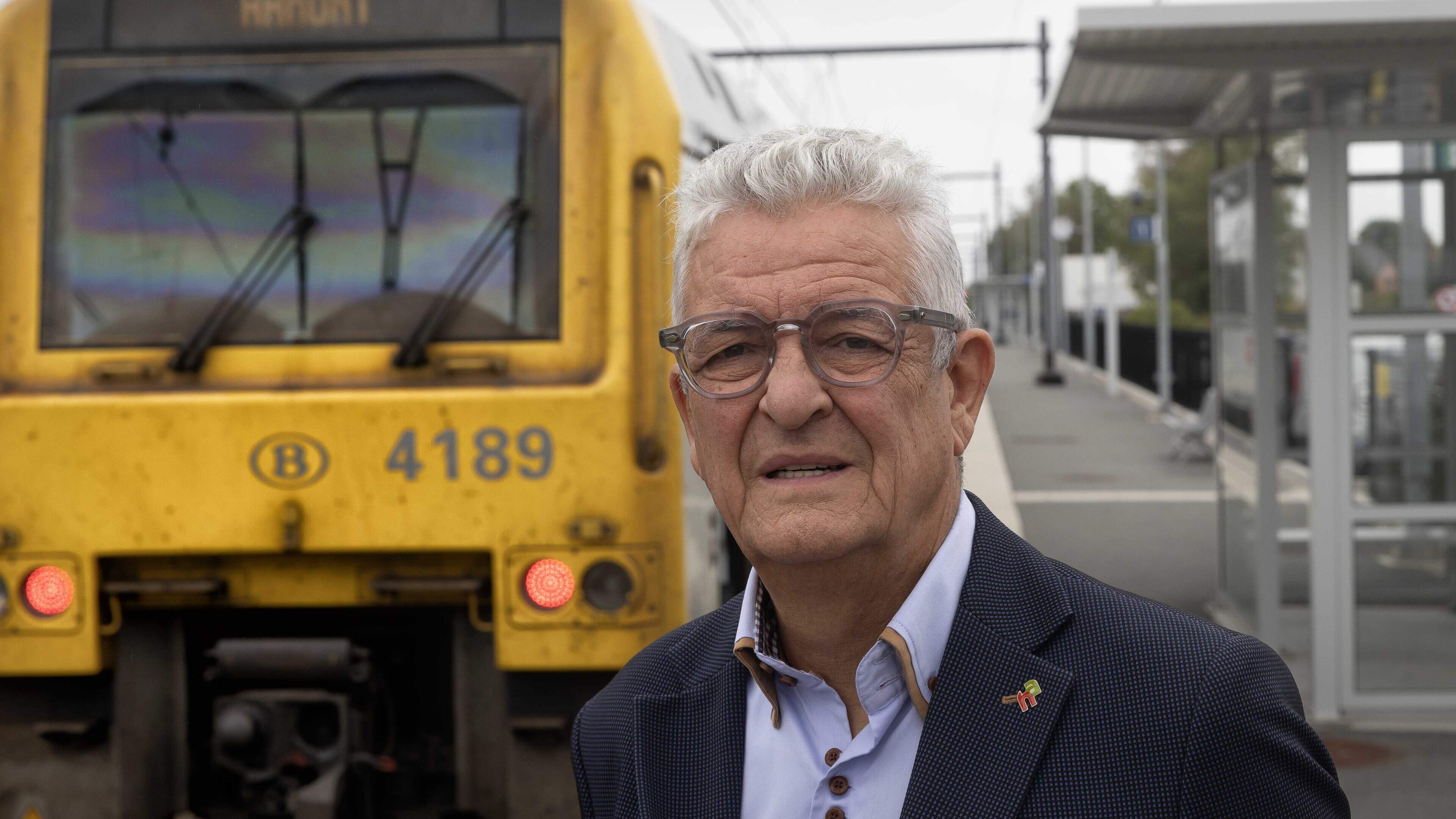Oud-burgemeester Schuurmans blijft strijden voor spoorlijn Hamont-Achel – Weert