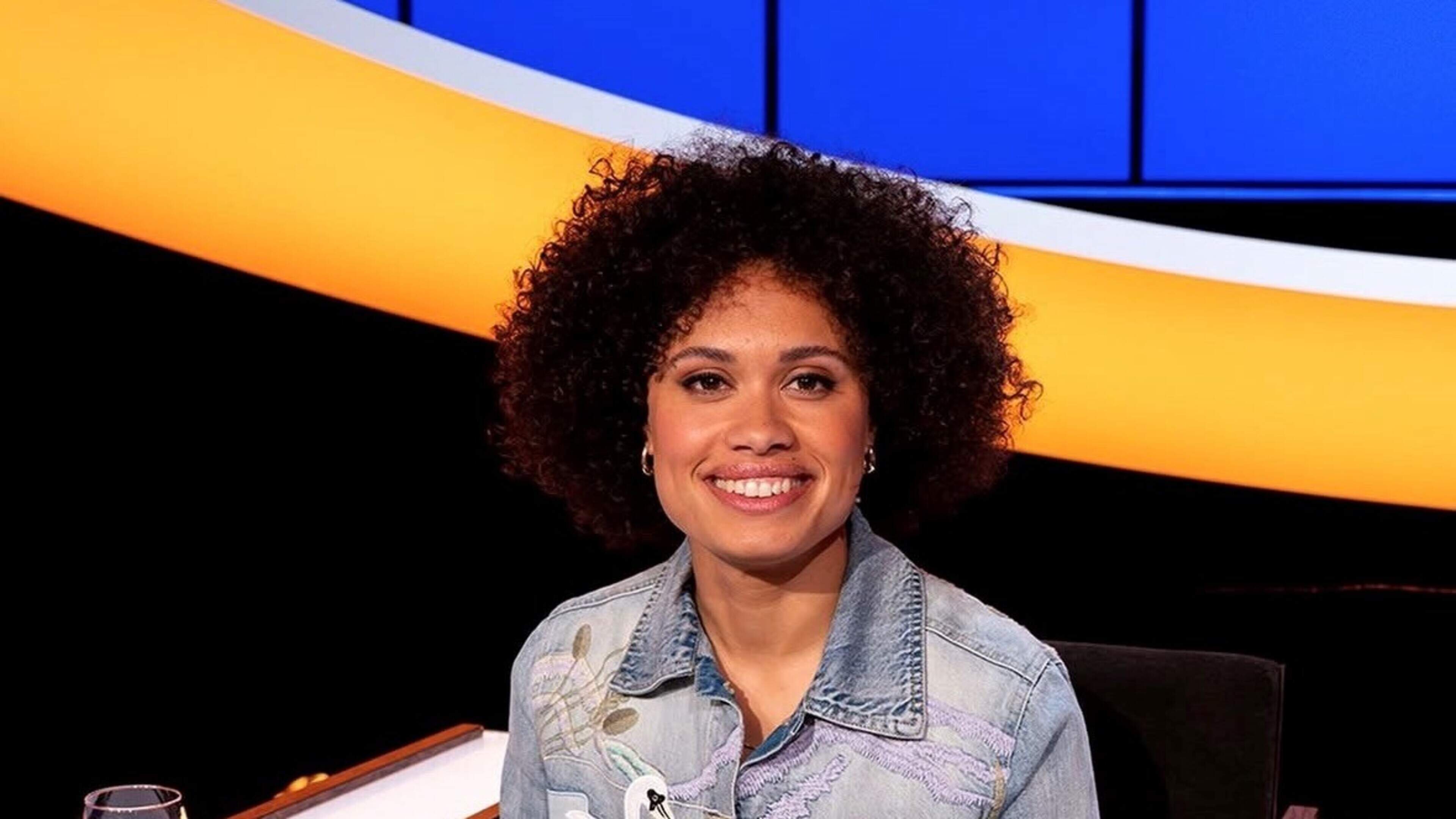 EenVandaag-presentatrice Whitney Janssen doet mee aan De slimste mens