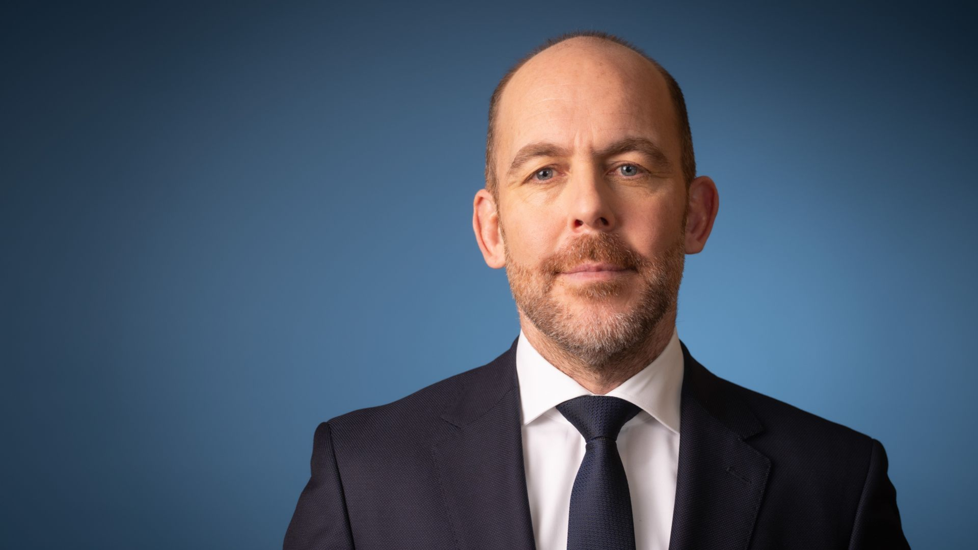 Asielminister roept achttien gemeenten op het matje voor tekortschietende asielopvang