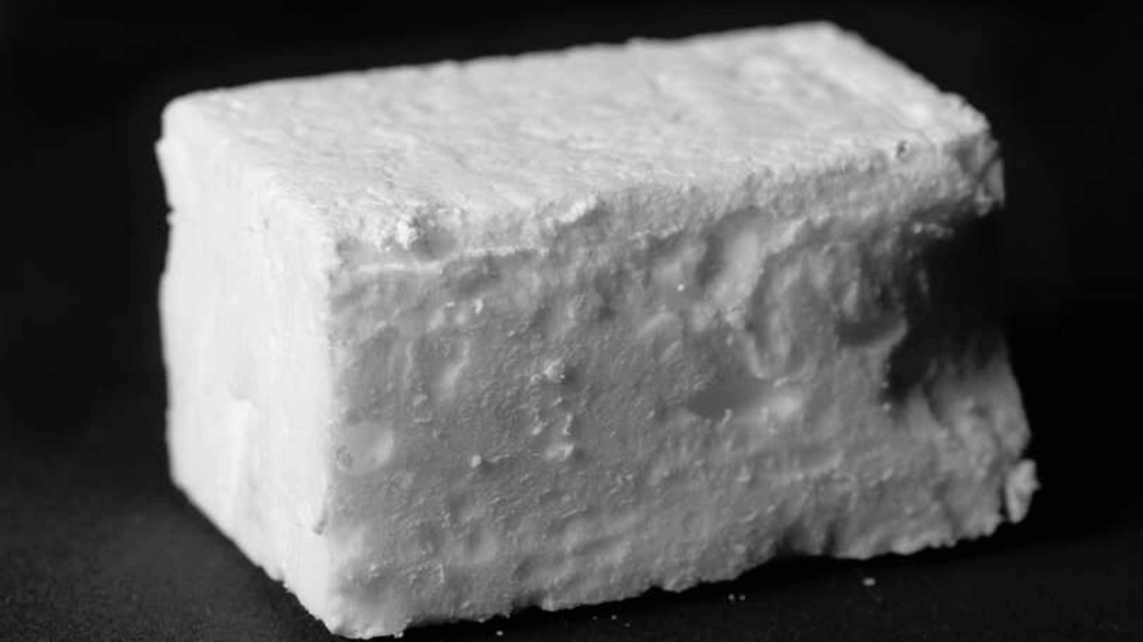 Zoektocht naar Friese term voor aanmaakblokjes