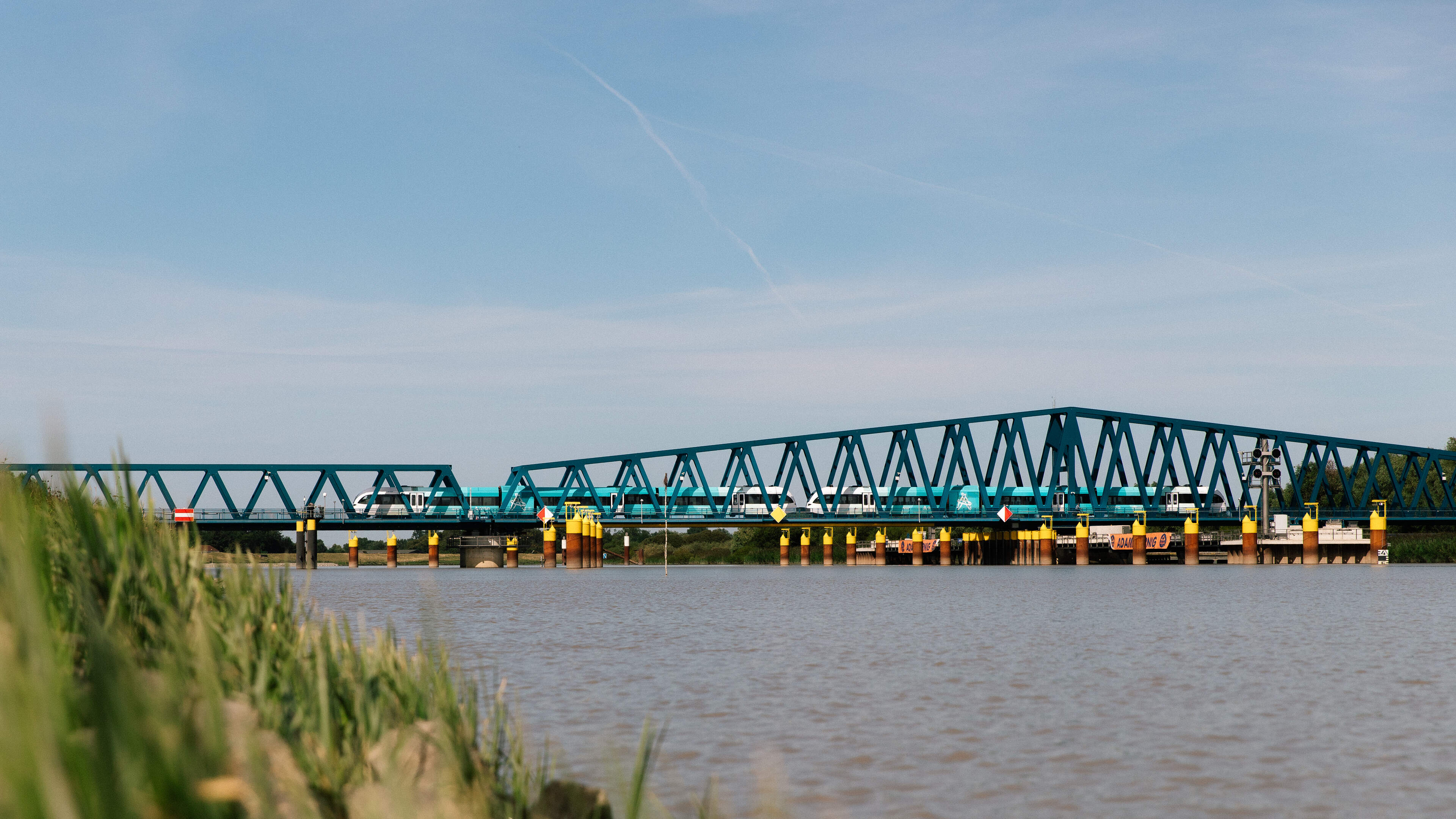 Directe trein Groningen-Leer na elf jaar weer mogelijk via herstelde Friesenbrücke