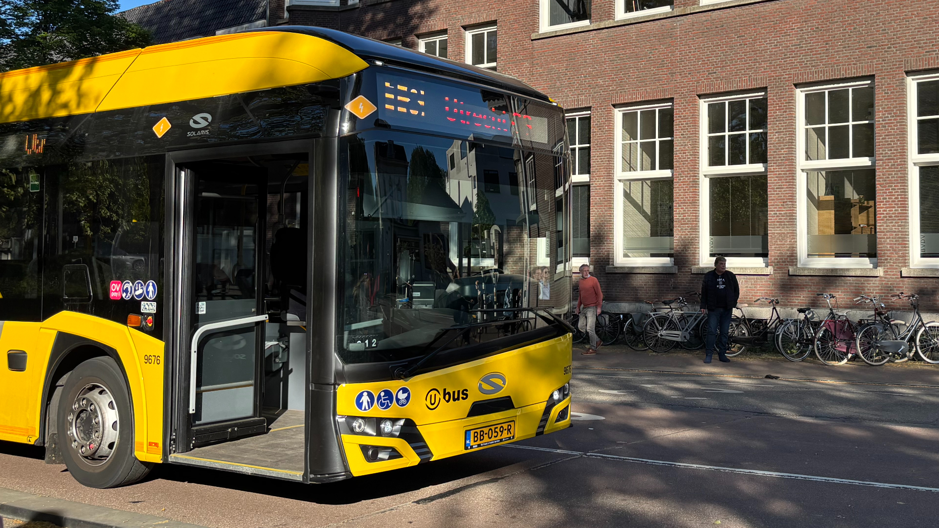Landelijk stille spoorlijn door staking, onzekerheid over bussen en trams in Utrecht