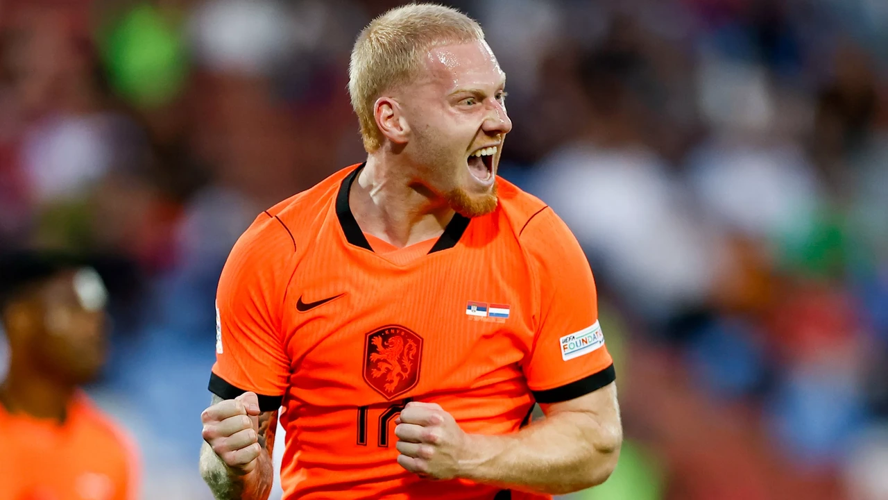 Meerdink leidt Oranje in Servië met twee goals naar eerste winst onder Xavi