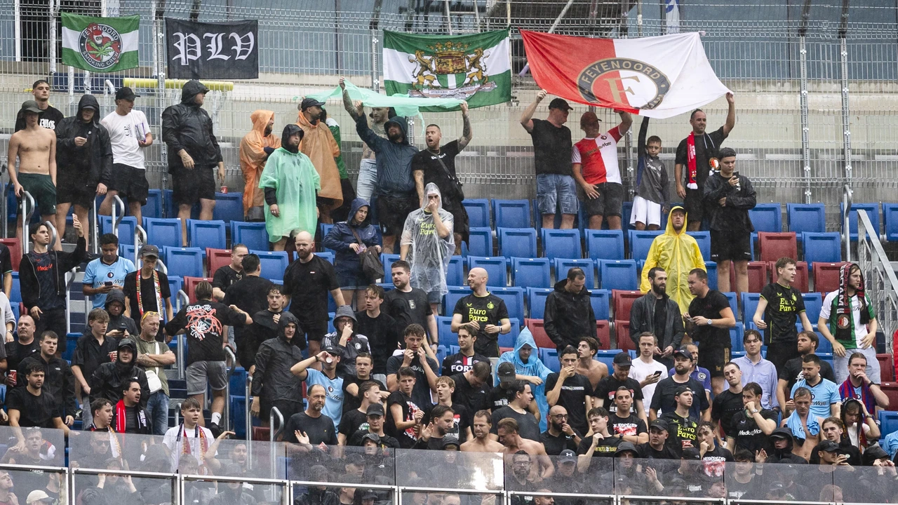 Bijna 75.000 euro boete voor Feyenoord na wangedrag fans in Barcelona