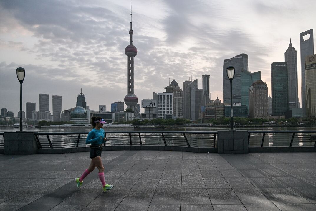 China pompt miljarden in staatsbanken en verzekeraars