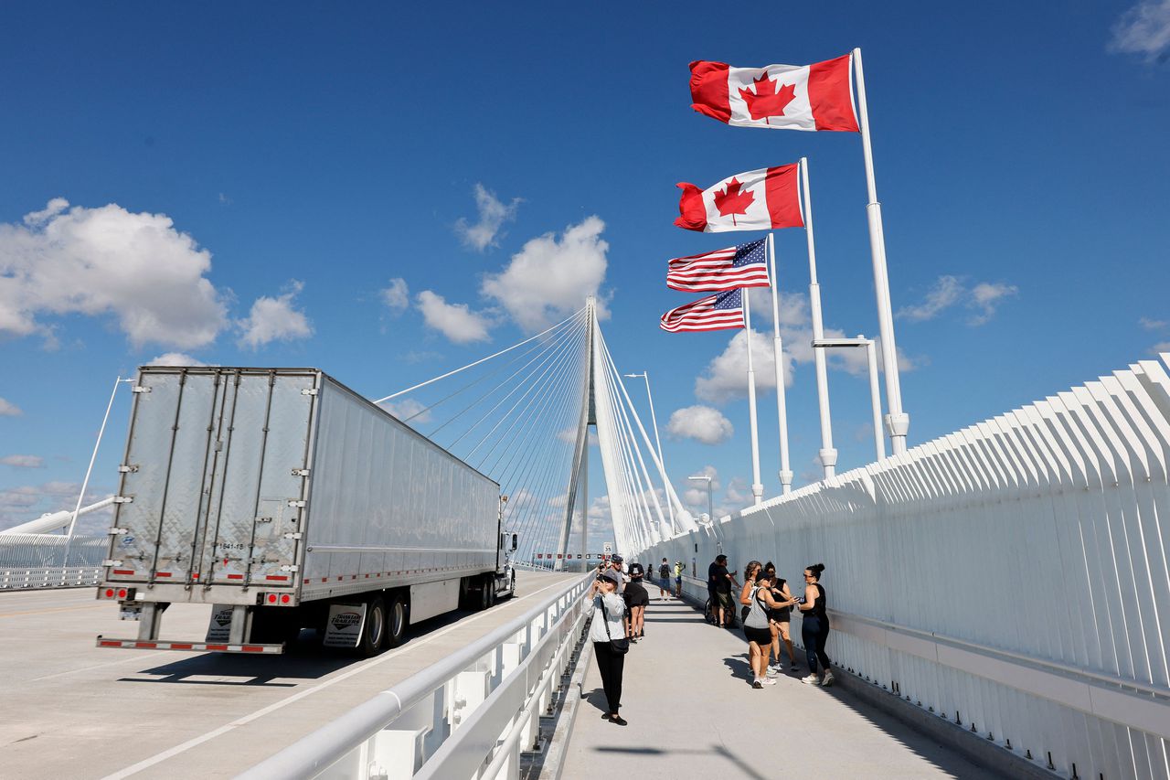 VS legt importverbod op Canadese alcohol, zuivel en motoren