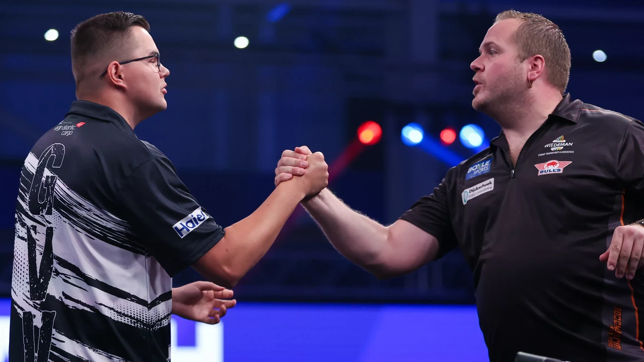 Van Veen wint in World Grand Prix van Van Duijvenbode, die laat wakker schrikt