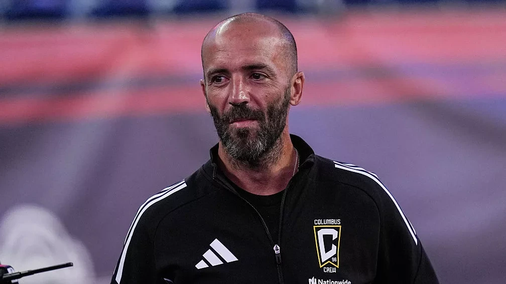 Amerikaanse voetbalclub ontslaat coach na fysiek geweld tegen vrouwelijke arbiter